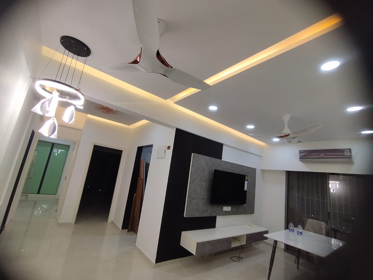 Textured wall finish